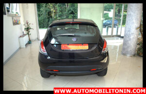 lancia ypsilon metano (4)