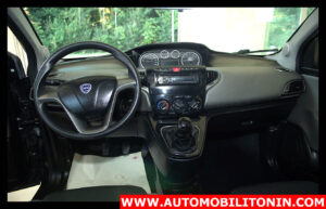lancia ypsilon metano (7)